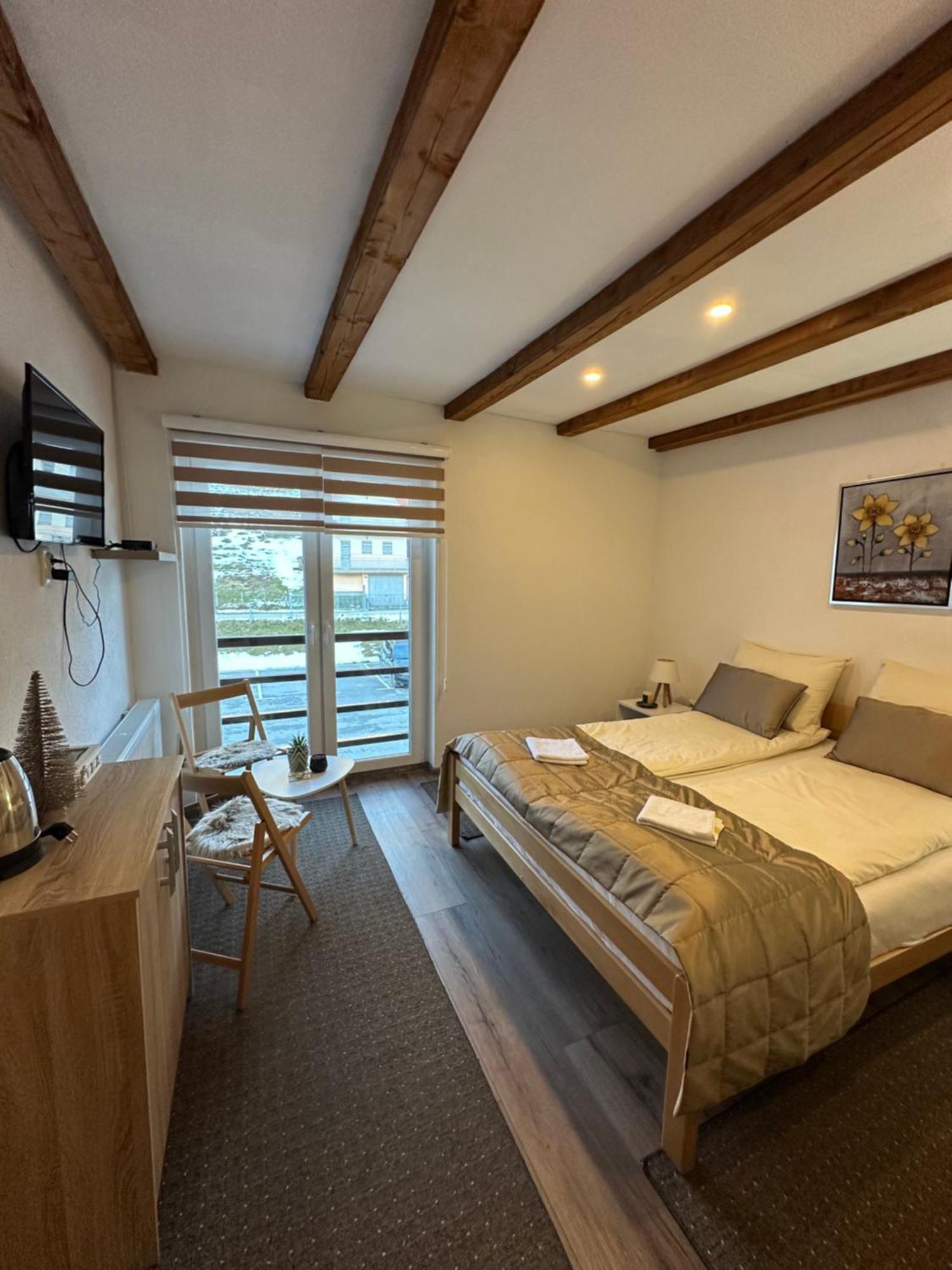 Apartman - Sobe Tiha Luka, Б'єлашница Екстер'єр фото
